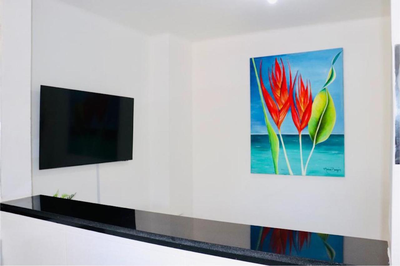 Alojamiento Río Puerta de Oro: Riverside Comfort with Hot Showers Barranquilla  Exterior photo