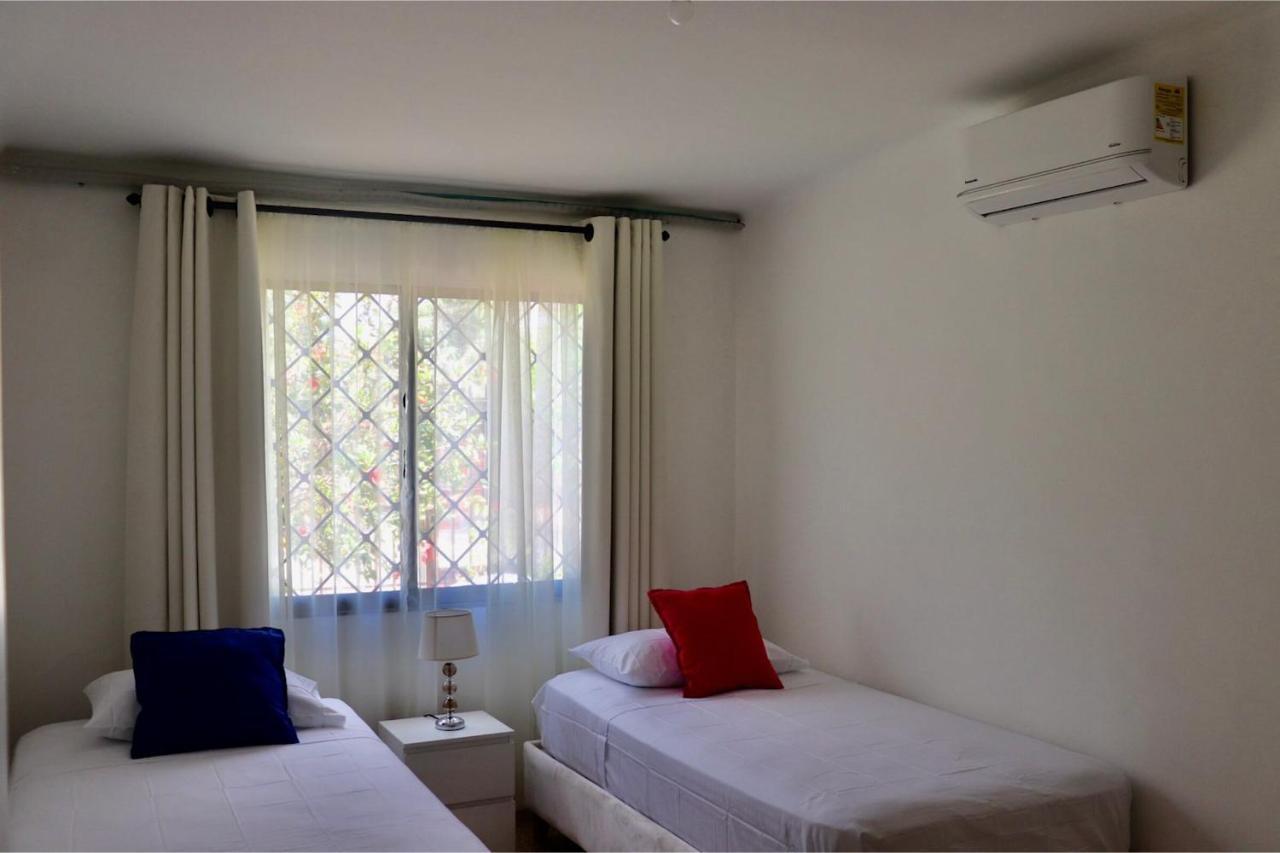 Alojamiento Río Puerta de Oro: Riverside Comfort with Hot Showers Barranquilla  Exterior photo